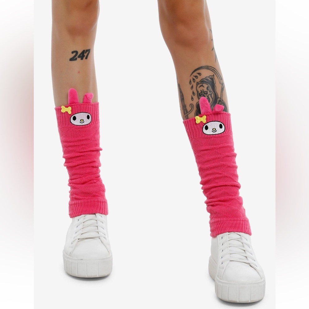 🆕 Hot Topic Sanrio My Melody Pink Leg Warmers